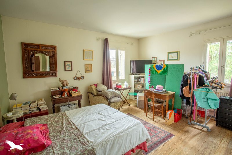 Vente Maison ST CAPRAIS DE BORDEAUX - 6 pièces -184 m² - (33880)