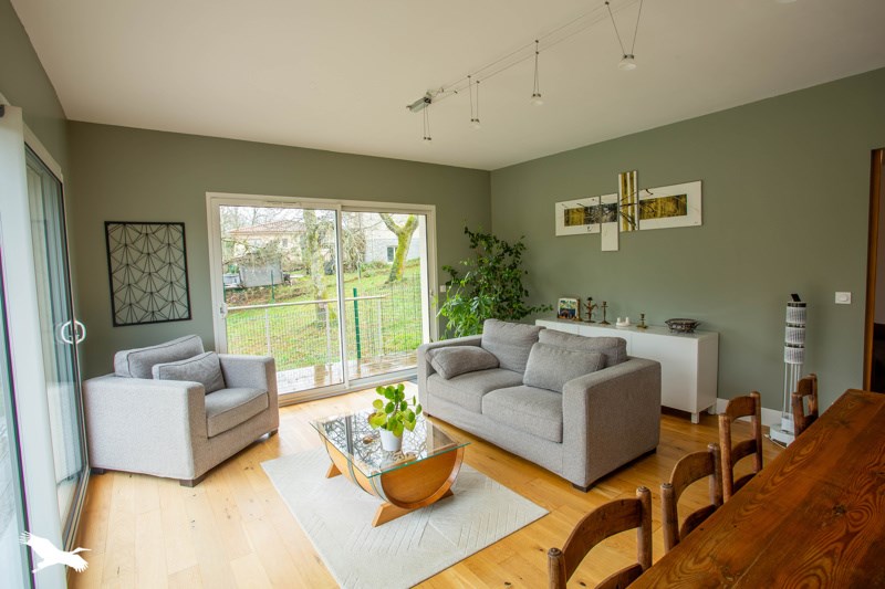 Vente Maison ST CAPRAIS DE BORDEAUX - 5 pièces -134 m² - (33880)