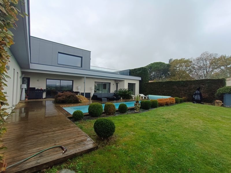 Vente Maison ST CAPRAIS DE BORDEAUX 33880 8 pièces - 198 m²