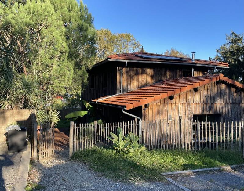 Vente Maison CARIGNAN DE BORDEAUX - 6 pièces -158 m² - (33360)
