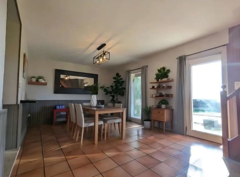 Vente Maison QUINSAC - 4 pièces -203 m² - (33360)