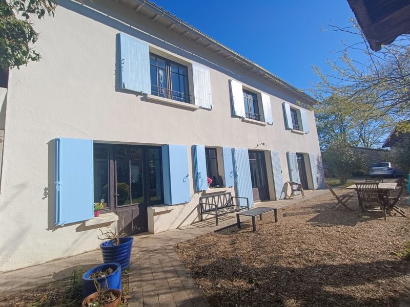 Vente Maison CAMBLANES ET MEYNAC - 5 pièces -155 m² - (33360)