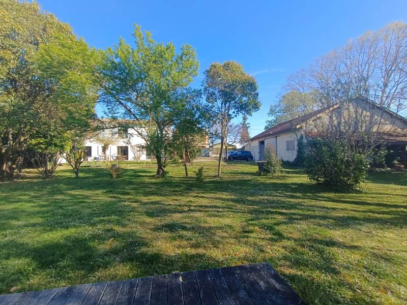 Vente Maison CAMBLANES ET MEYNAC - 5 pièces -155 m² - (33360)