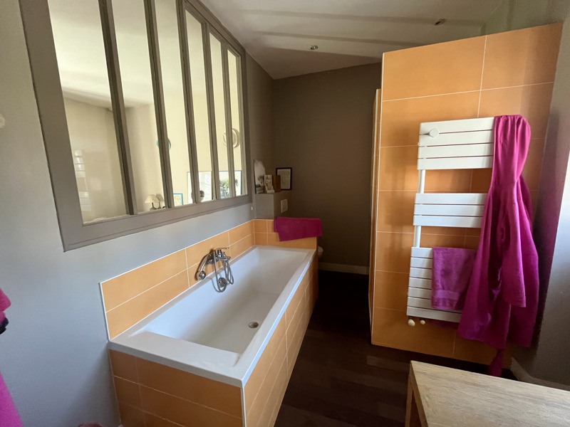 Vente Maison CAMBLANES ET MEYNAC - 5 pièces -153 m² - (33360)