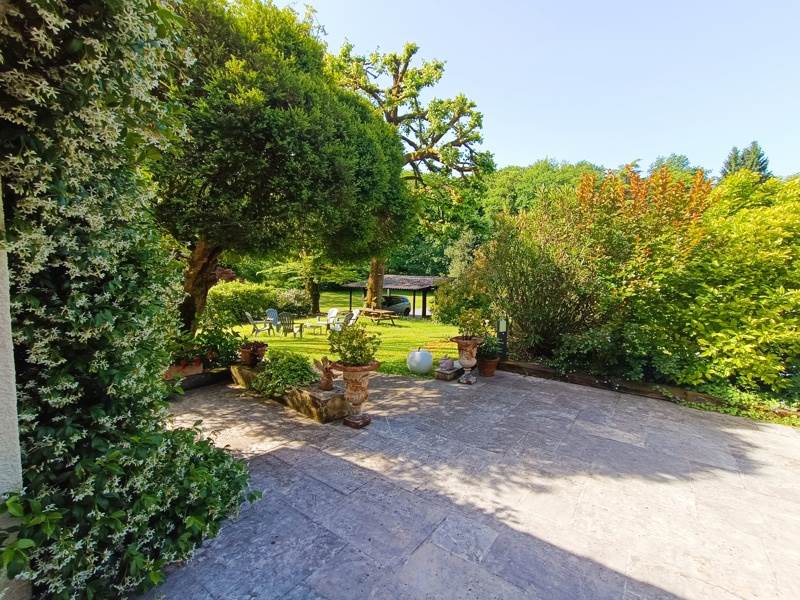 Vente Maison CENAC - 7 pièces -275 m² - (33360)