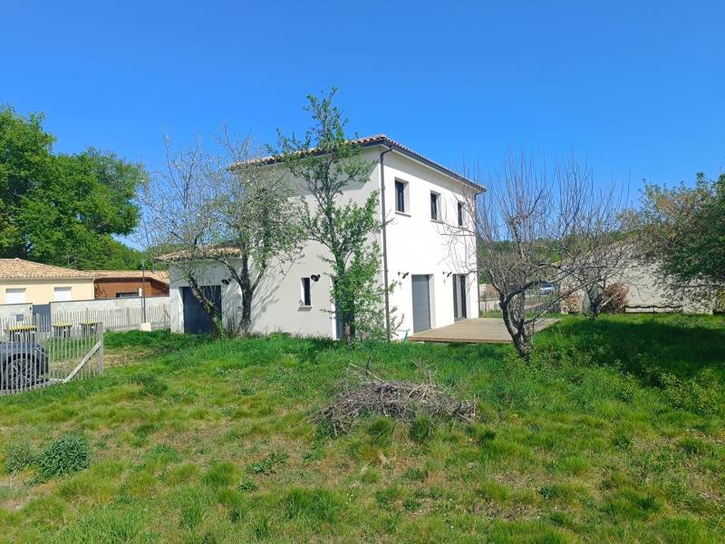 Vente Maison ST CAPRAIS DE BORDEAUX - 5 pièces -118 m² - (33880)