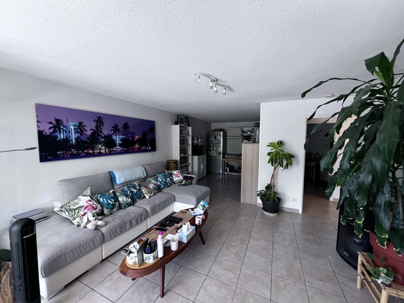 Vente Appartement ST CAPRAIS DE BORDEAUX - 3 pièces -67 m² - (33880)