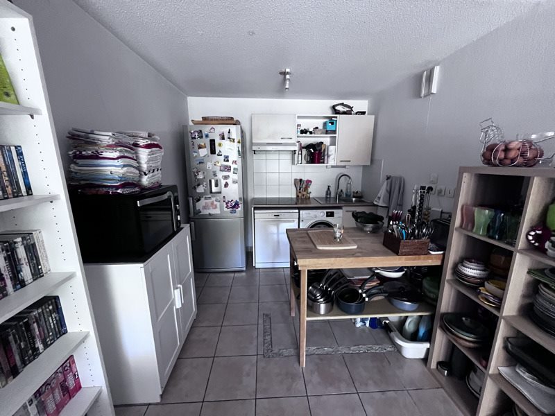 Vente Appartement ST CAPRAIS DE BORDEAUX - 3 pièces -67 m² - (33880)
