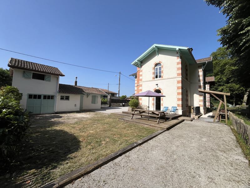 Vente Maison LINXE - 8 pièces -150 m² - (40260)