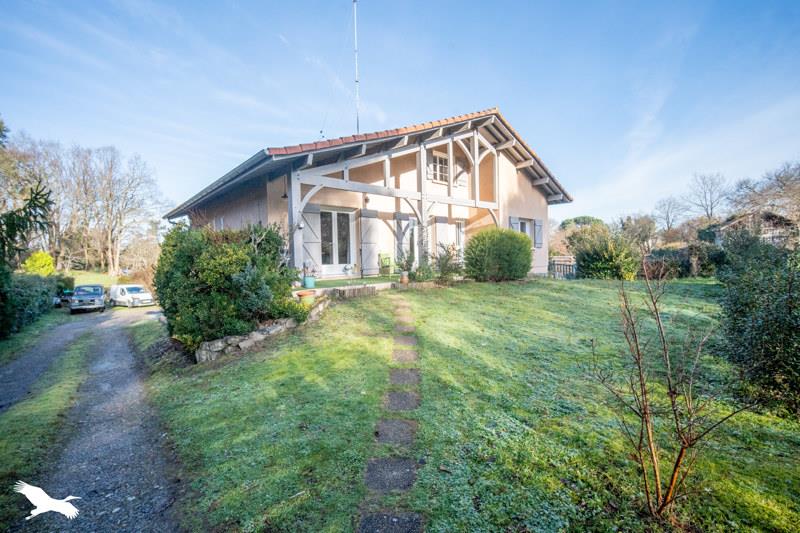Vente Maison LEON - 7 pièces -190 m² - (40550)