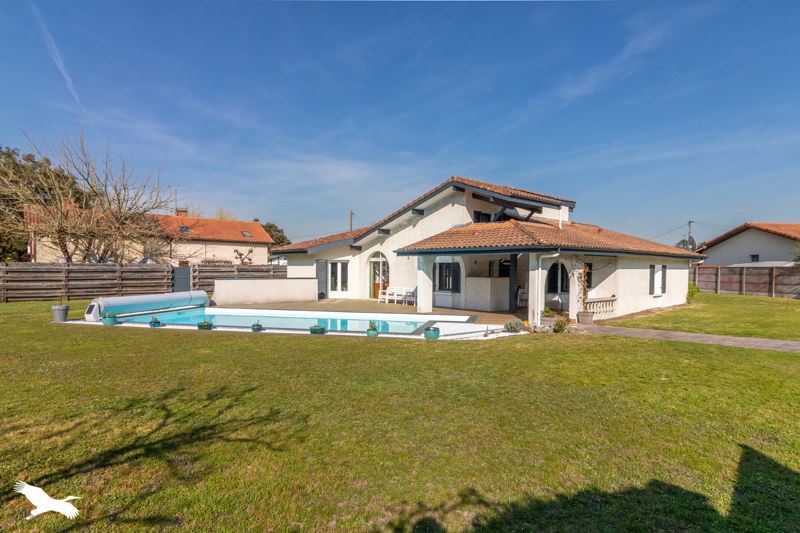 Vente Maison LIT ET MIXE - 6 pièces -147 m² - (40170)