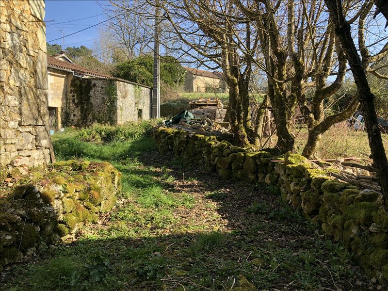 Vente Maison MILHAC DE NONTRON - 2 pièces -45 m² - (24470)