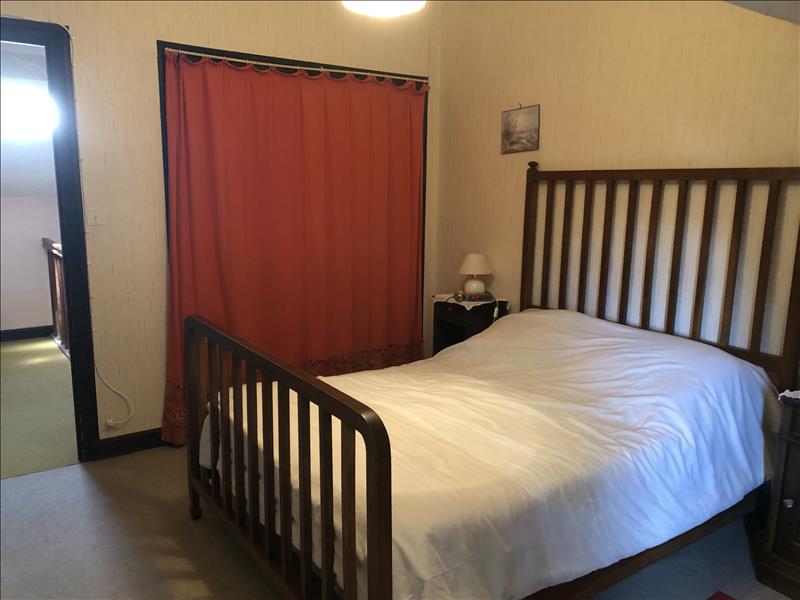 Vente Maison MIALET - 3 pièces -97 m² - (24450)