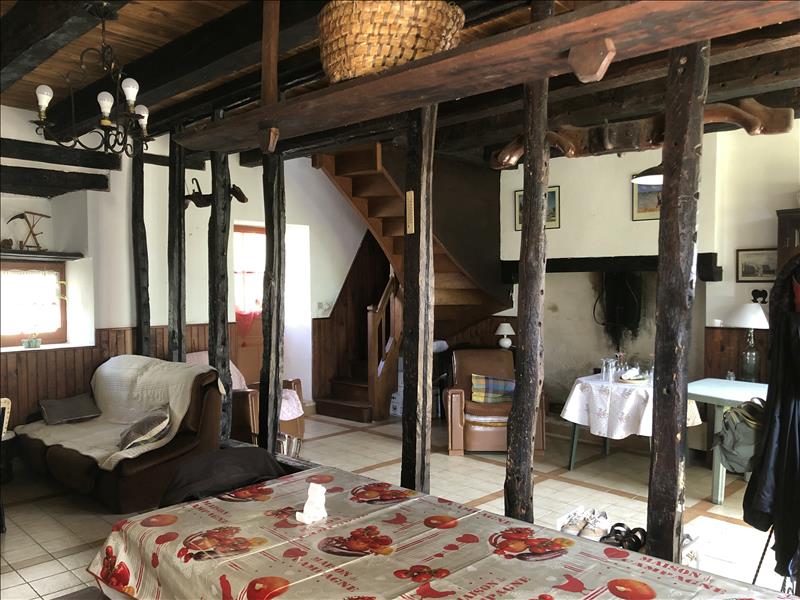 Vente Maison MIALET - 3 pièces -97 m² - (24450)