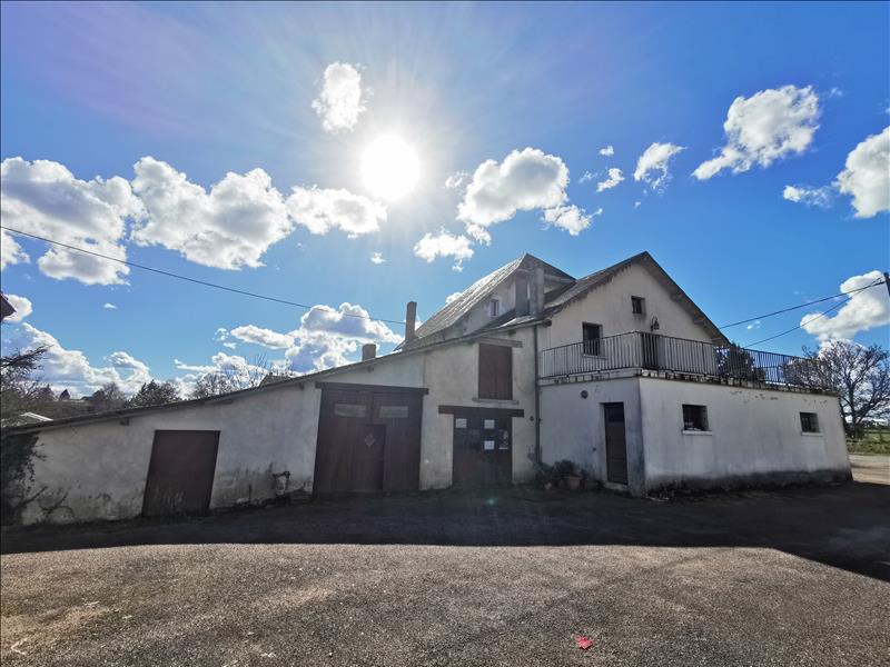 Vente Maison MIALET - 8 pièces -229 m² - (24450)