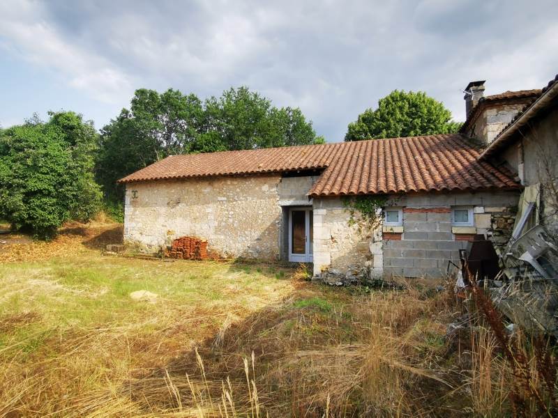 Vente Maison NEGRONDES - 2 pièces -68 m² - (24460)