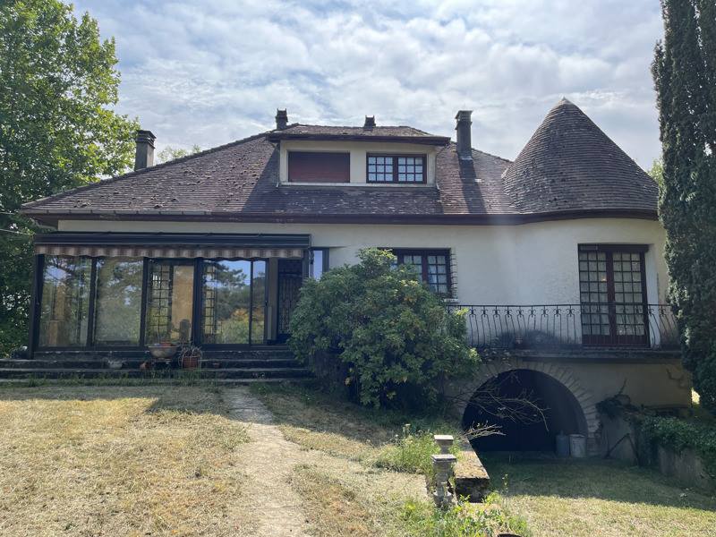 Vente Maison CHALAIS - 5 pièces -138 m² - (24800)