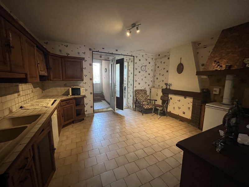 Vente Maison MIALET - 5 pièces -170 m² - (24450)