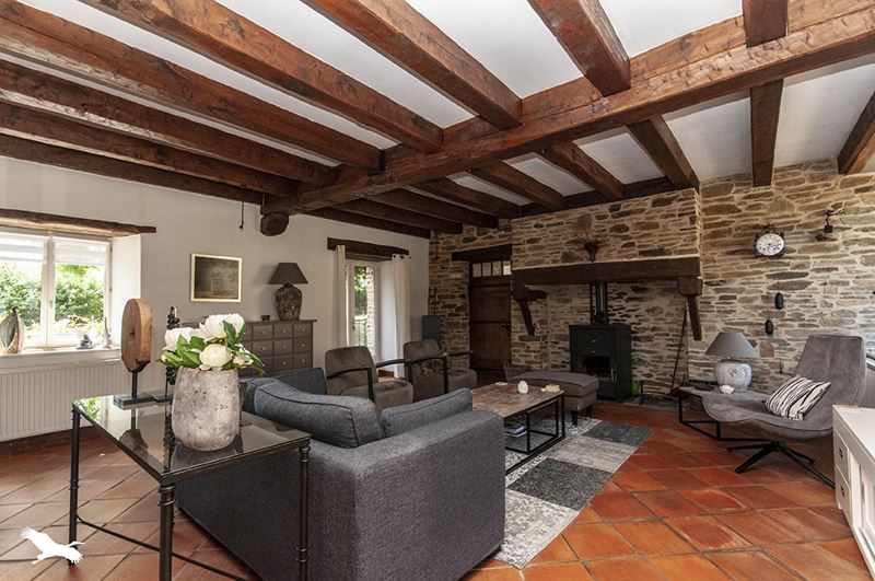 Vente Maison MIALET - 7 pièces -232 m² - (24450)