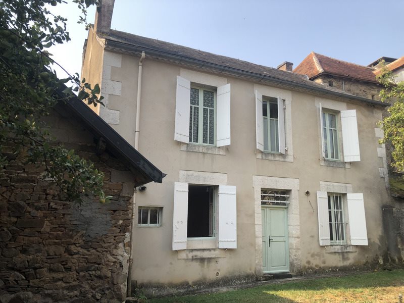 Maison de Bourg à Sarrazac