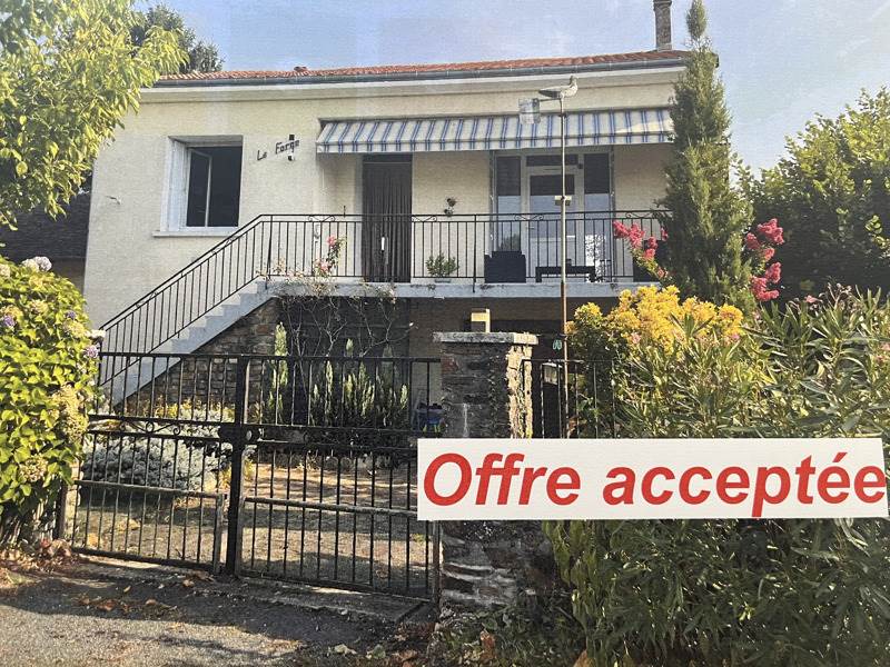 Maison de Bourg à Mialet