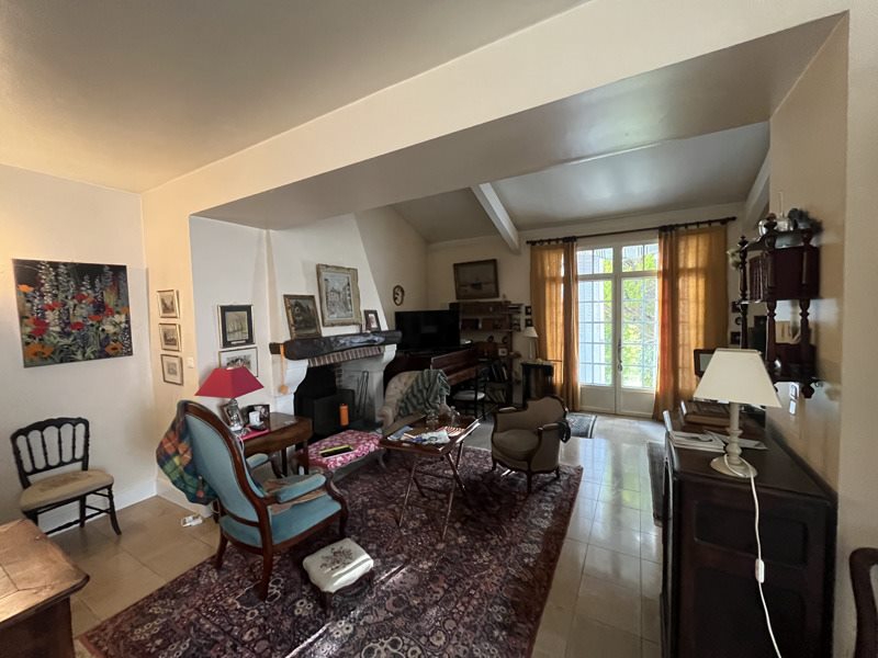 Vente Maison MIALET - 5 pièces -142 m² - (24450)