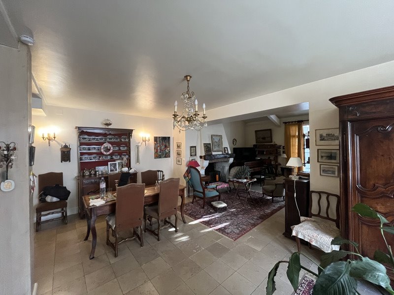 Vente Maison MIALET - 5 pièces -142 m² - (24450)