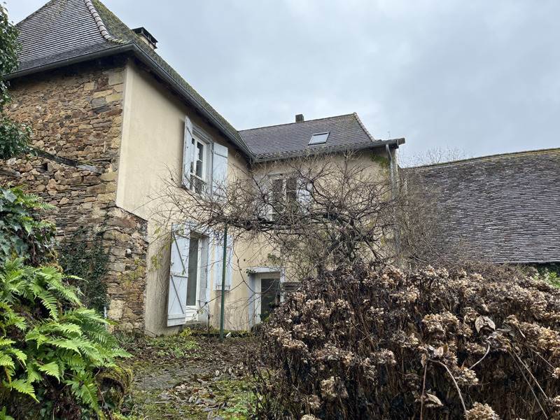 Vente Maison SARRAZAC - 8 pièces -183 m² - (24800)