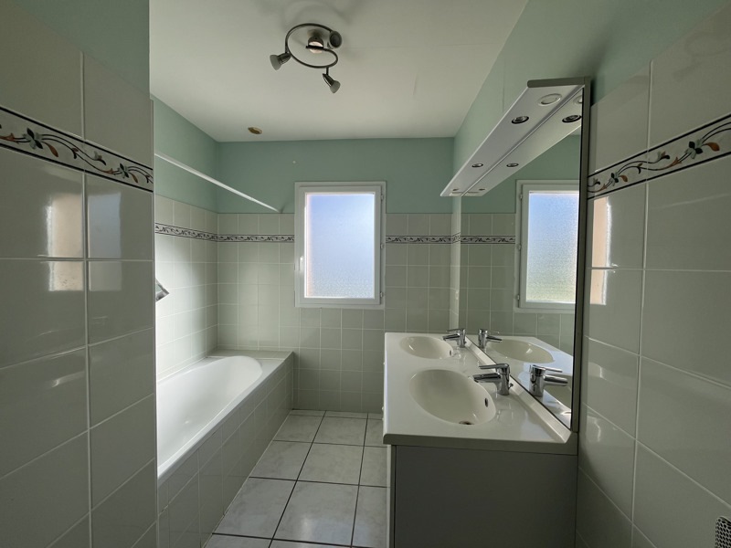 Vente Maison NANTHEUIL - 4 pièces -87 m² - (24800)