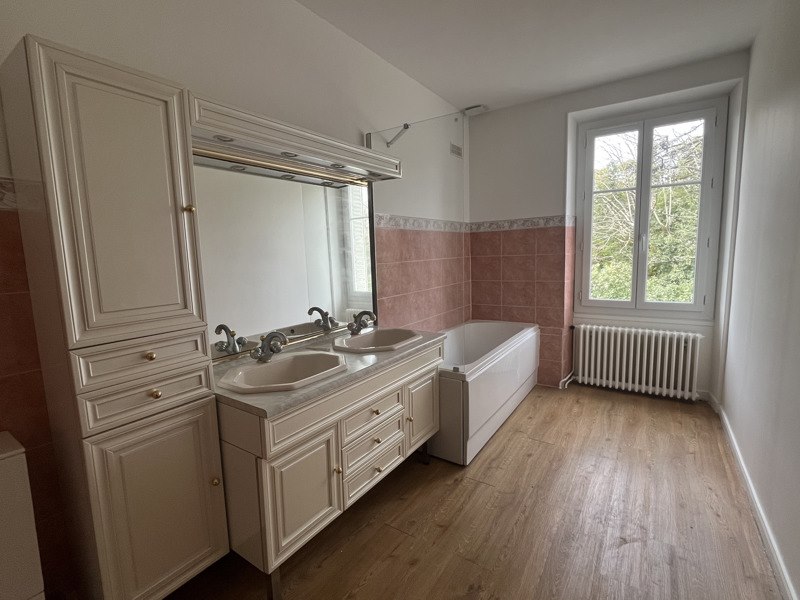 Vente Maison THIVIERS - 6 pièces -150 m² - (24800)