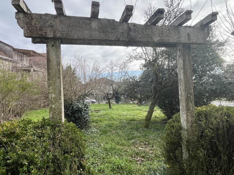Vente Maison THIVIERS - 6 pièces -150 m² - (24800)