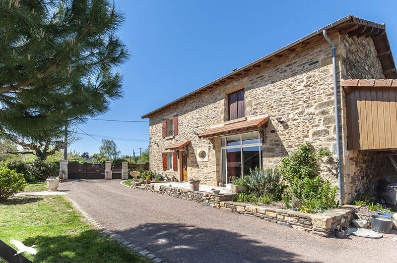 Maison 5 pièces 123 m² · à Nantheuil · 123 m² · 281 430 €