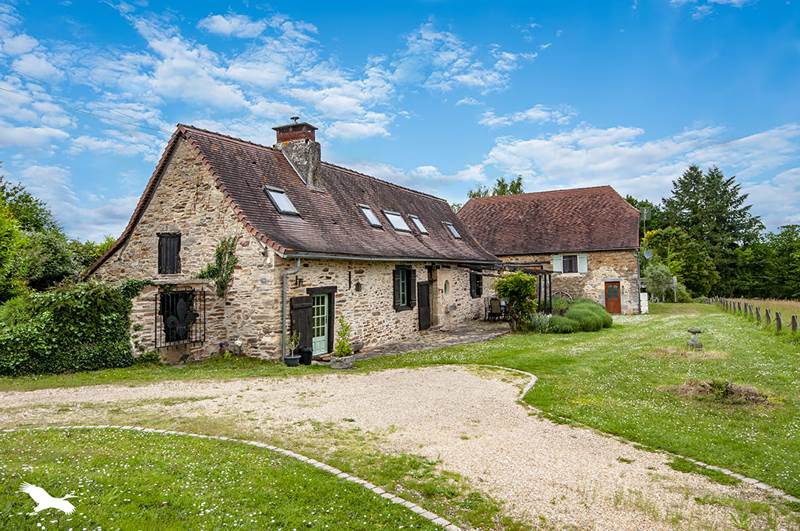 Vente Maison ST PAUL LA ROCHE - 5 pièces -149 m² - (24800)
