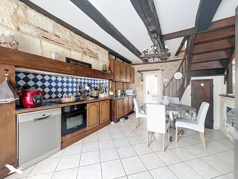 Vente Maison VAUNAC - 4 pièces -171 m² - (24800)