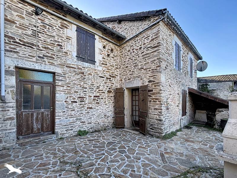 Maison 4 pièces 124 m² · à Mialet · 124 m² · 87 920 €