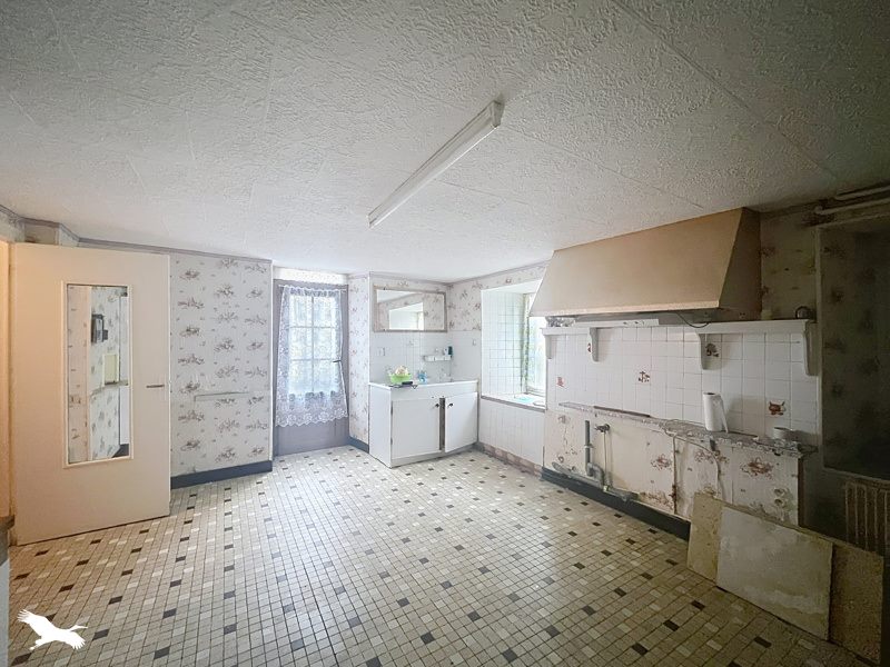 Vente Maison Corgnac-sur-l'Isle - 8 pièces -169 m² - (24800)
