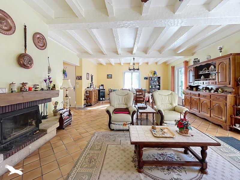 Vente Maison Thiviers - 4 pièces -110 m² - (24800)