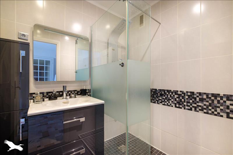 Vente Appartement VILLEURBANNE - 5 pièces -98 m² - (69100)