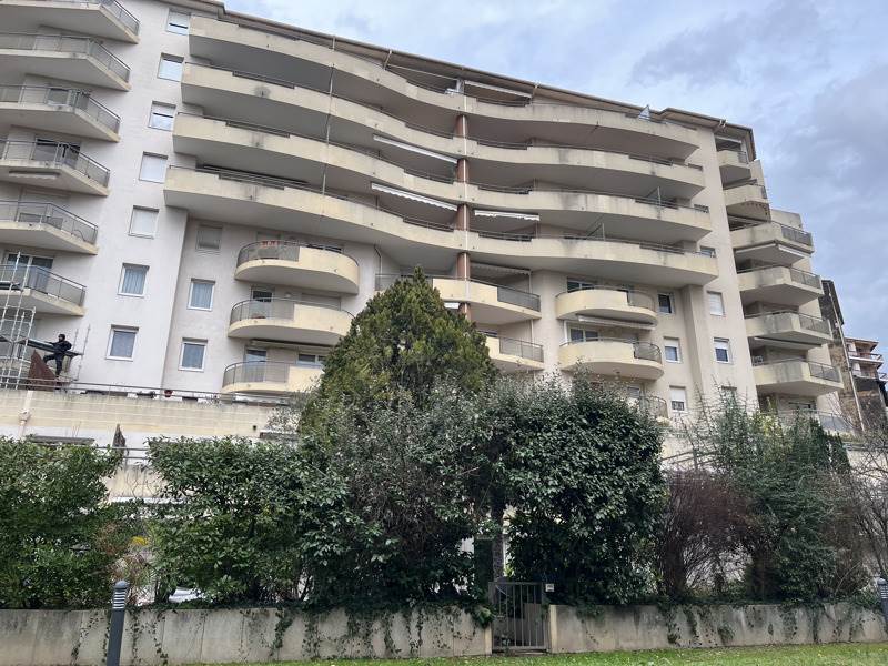 Vente Appartement VILLEURBANNE - 3 pièces -65 m² - (69100)