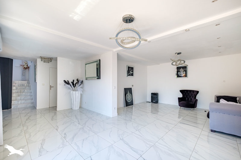 Vente Maison VAULX EN VELIN - 5 pièces -140 m² - (69120)