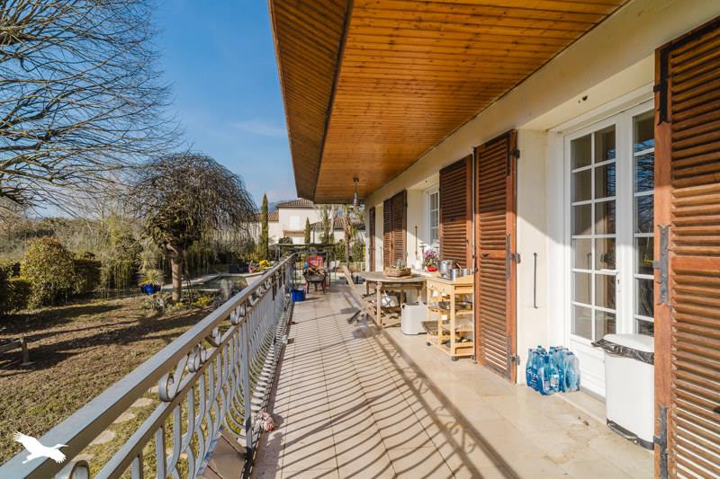 Vente Maison COLLONGES AU MONT D OR - 6 pièces -211 m² - (69660)