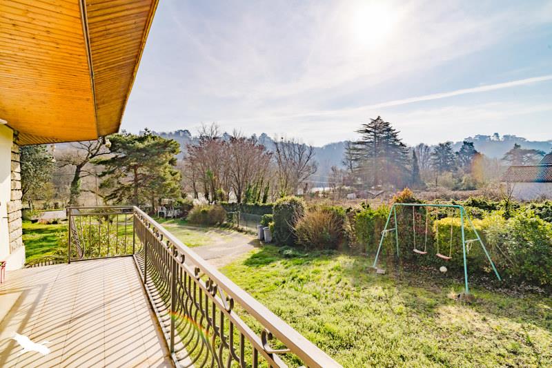 Vente Maison COLLONGES AU MONT D OR - 6 pièces -211 m² - (69660)