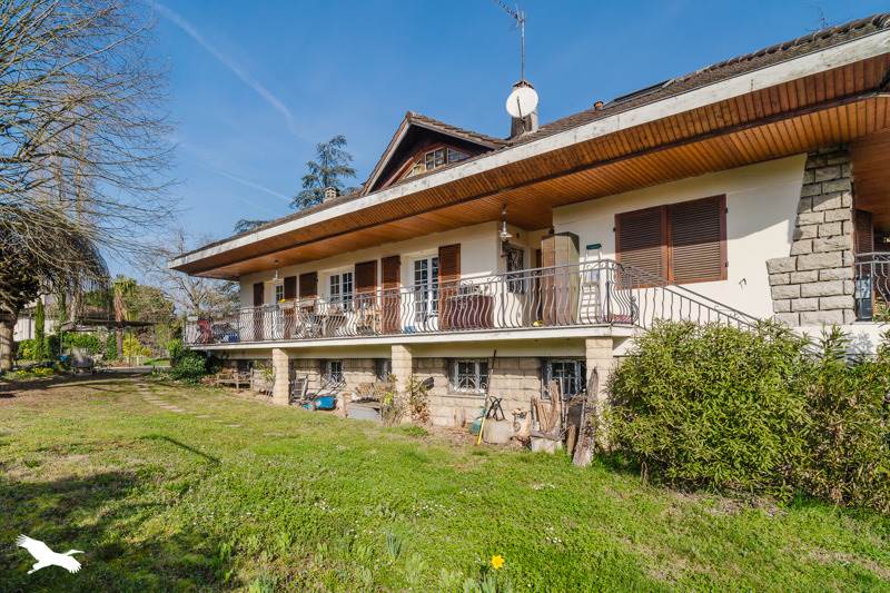 Vente Maison COLLONGES AU MONT D OR - 6 pièces -211 m² - (69660)