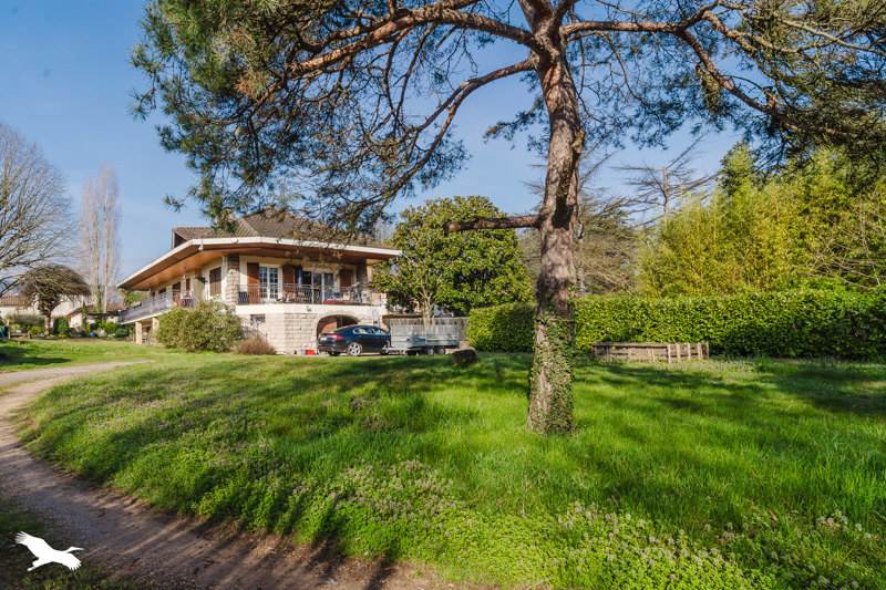 Vente Maison COLLONGES AU MONT D OR - 6 pièces -211 m² - (69660)