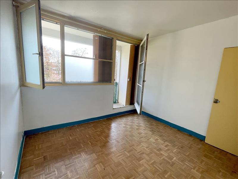 Vente Appartement AUBERGENVILLE - 2 pièces -45 m² - (78410)