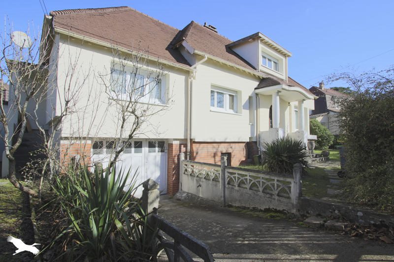 Vente Maison AUBERGENVILLE - 6 pièces -140 m² - (78410)