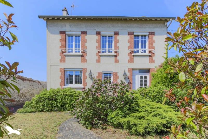 Vente Maison AUBERGENVILLE - 6 pièces -150 m² - (78410)