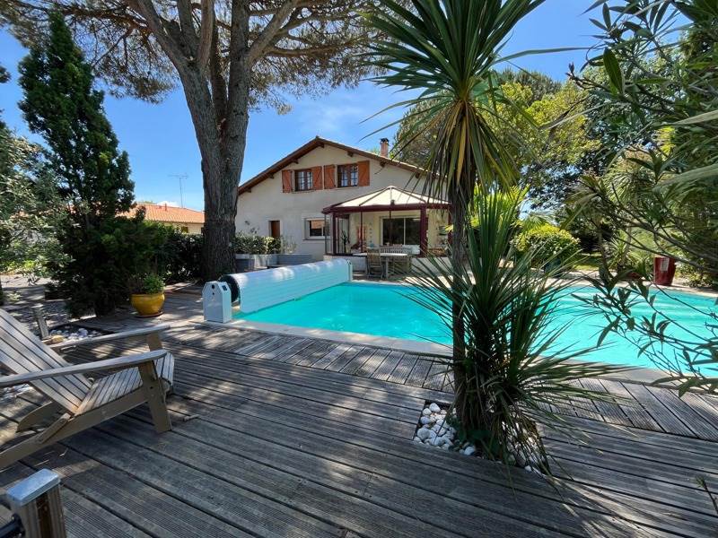 Vente Maison BIGANOS - 6 pièces -153 m² - (33380)