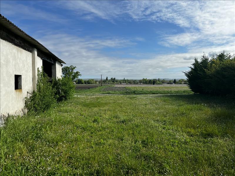 Vente Grange BARRET - 2 pièces -120 m² - (16300)