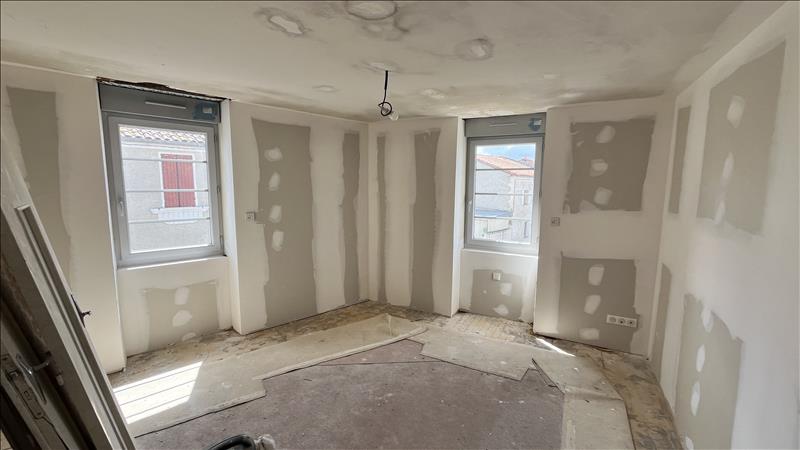 Vente Maison BAIGNES STE RADEGONDE - 10 pièces -215 m² - (16360)